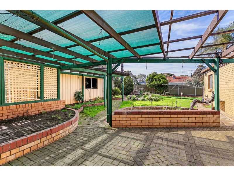 8 Ormsby Avenue, Parafield Gardens SA 5107