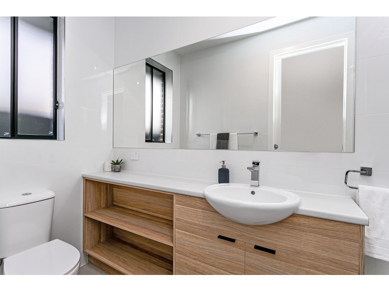 2/6a John Street, Flinders Park SA 5025