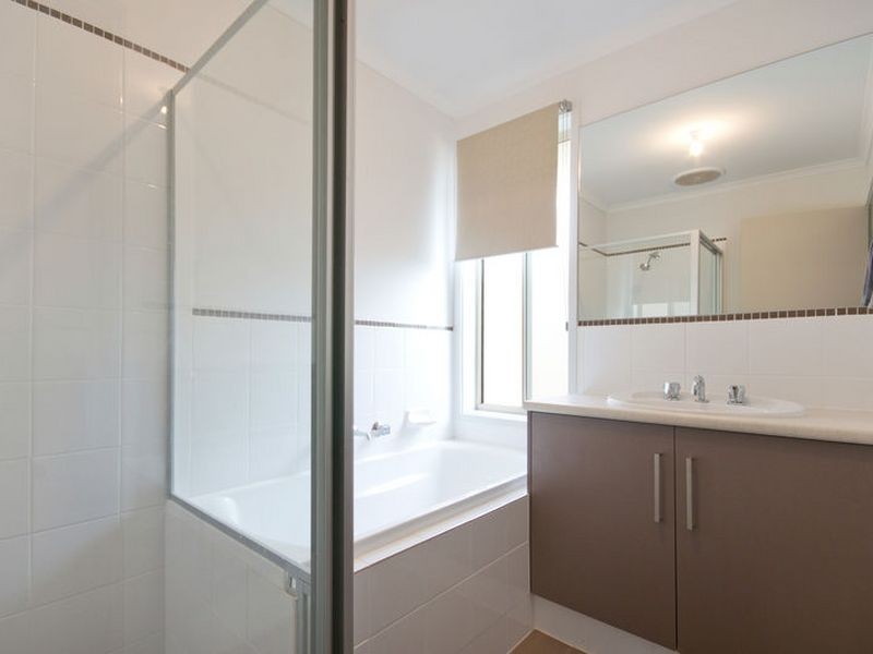 18 Tasos Drive, Munno Para West SA 5115