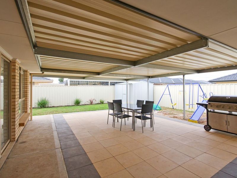 18 Tasos Drive, Munno Para West SA 5115