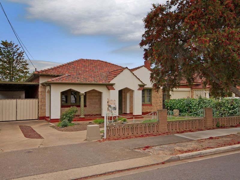 18 Narkunda Street, Glandore SA 5037