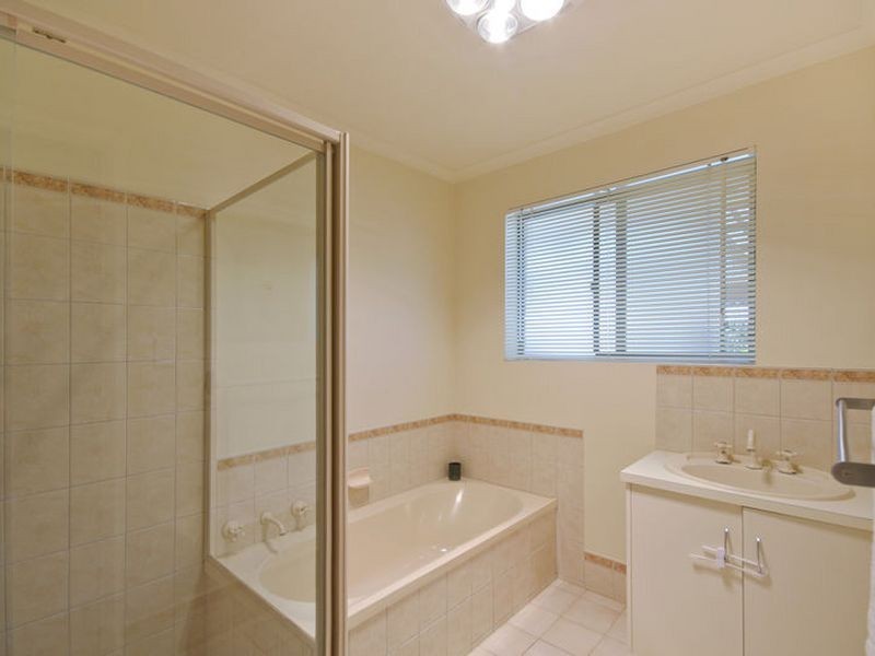 5 Clark Crescent, Paradise SA 5075