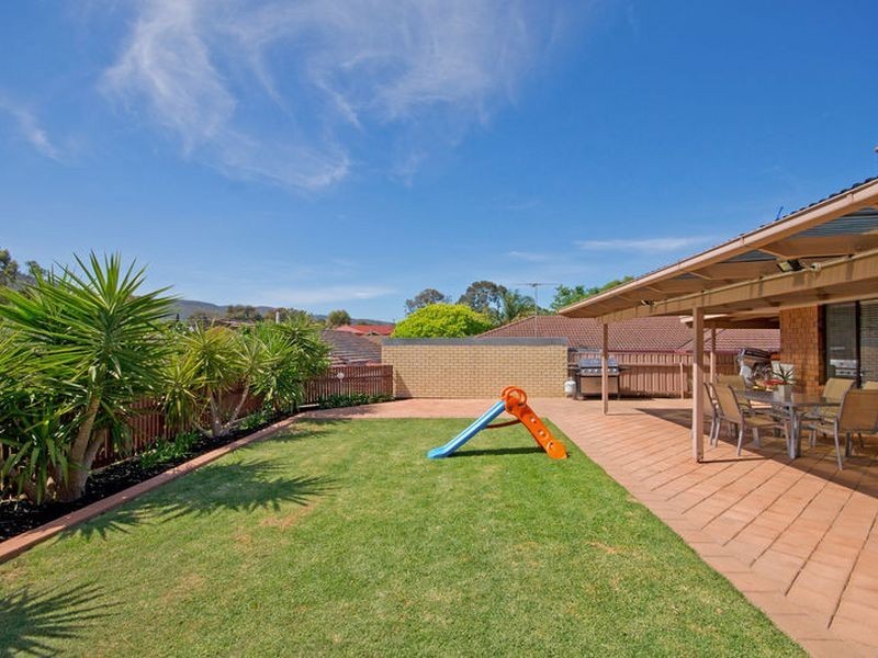 5 Clark Crescent, Paradise SA 5075