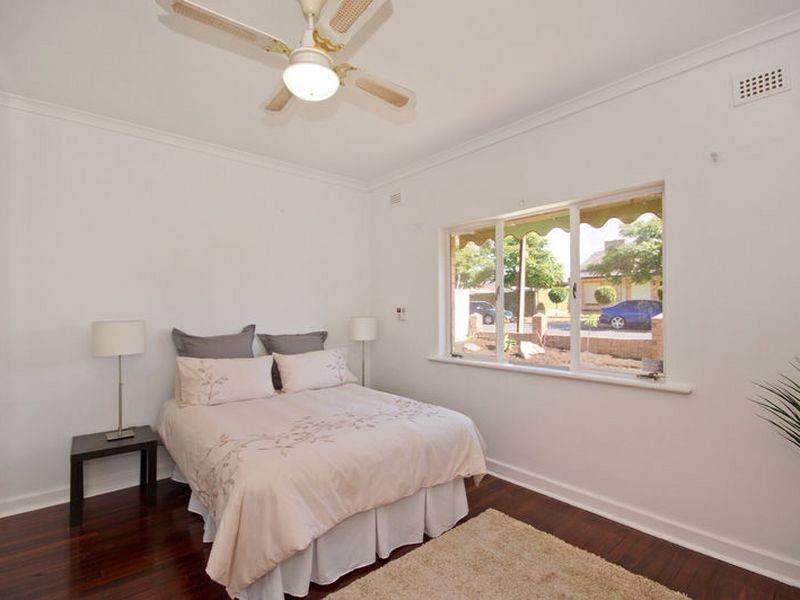 11 Spencer Street, Campbelltown SA 5074