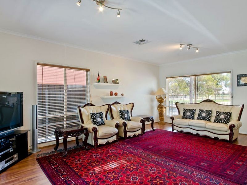 35 Grant Avenue, Gilles Plains SA 5086