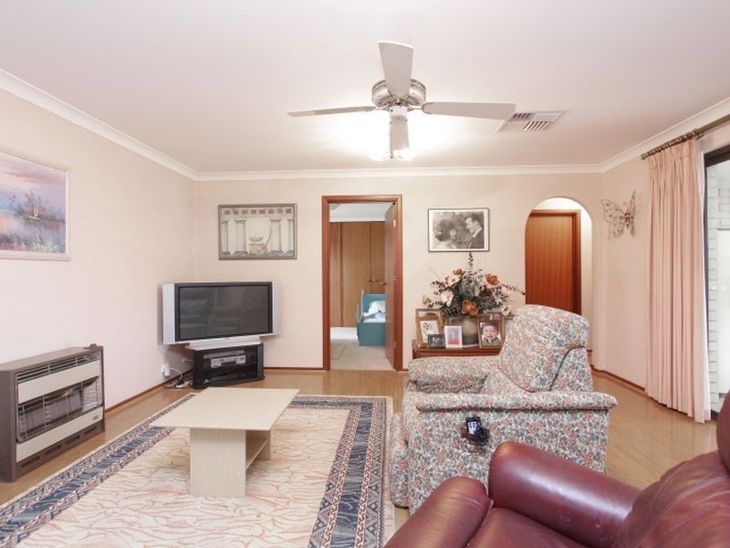 99 Jones Street, Stirling WA 6021