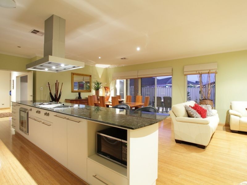 21 Daleford Way, Southern River WA 6110