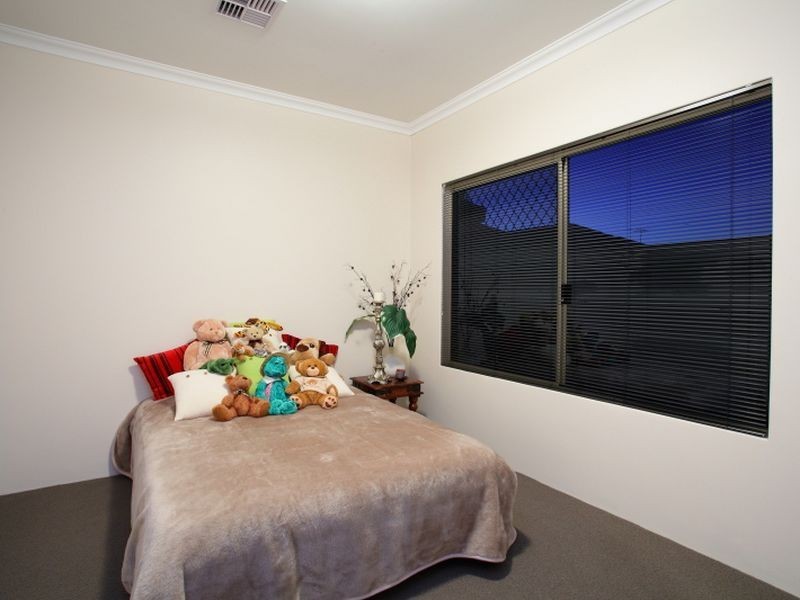 21 Daleford Way, Southern River WA 6110