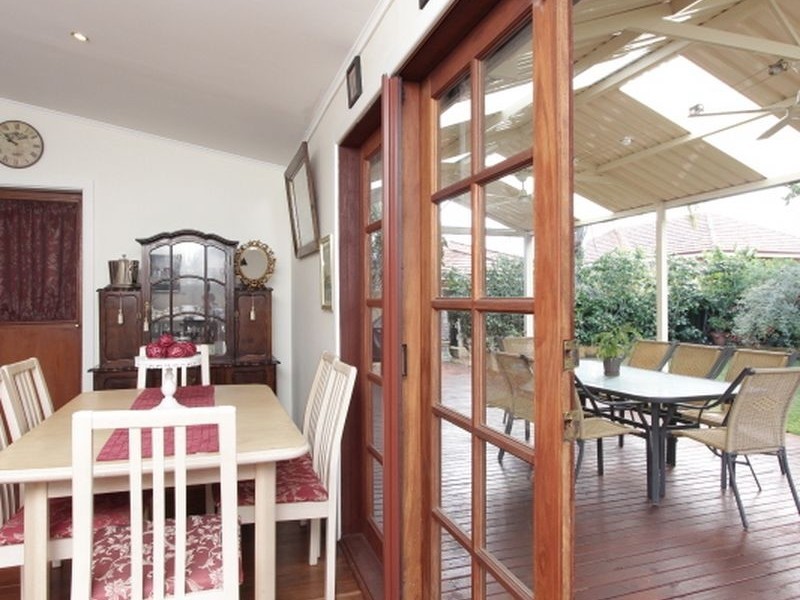 37 Peachey Avenue, Kewdale WA 6105