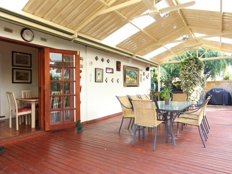 37 Peachey Avenue, Kewdale WA 6105