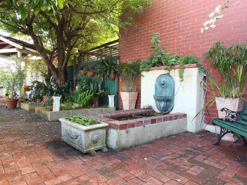 37 Peachey Avenue, Kewdale WA 6105