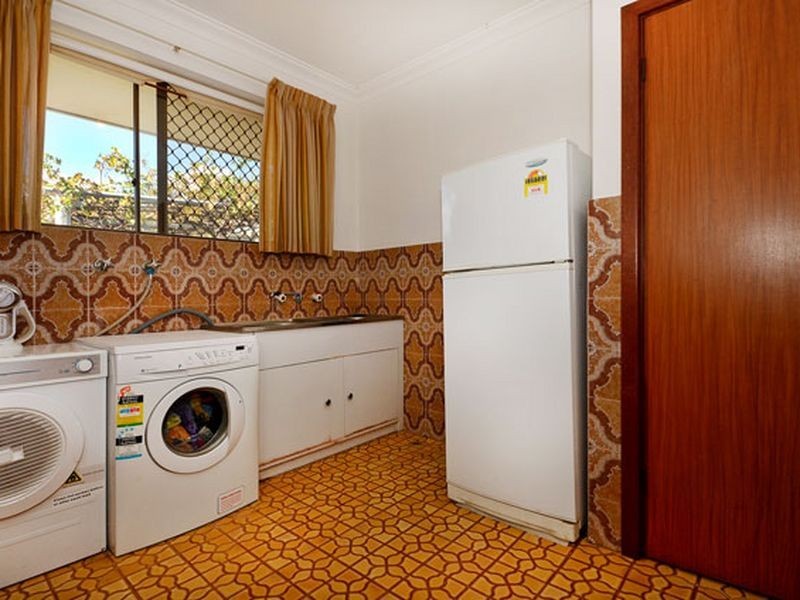 56 Jardine Street, Stirling WA 6021