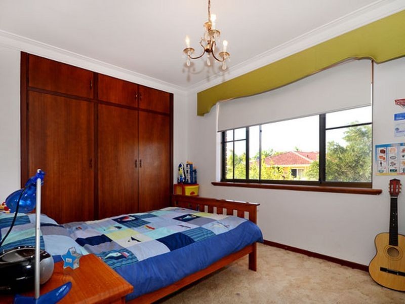 56 Jardine Street, Stirling WA 6021