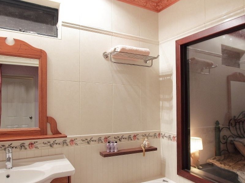 30 Kardan Circuit, Karawara WA 6152