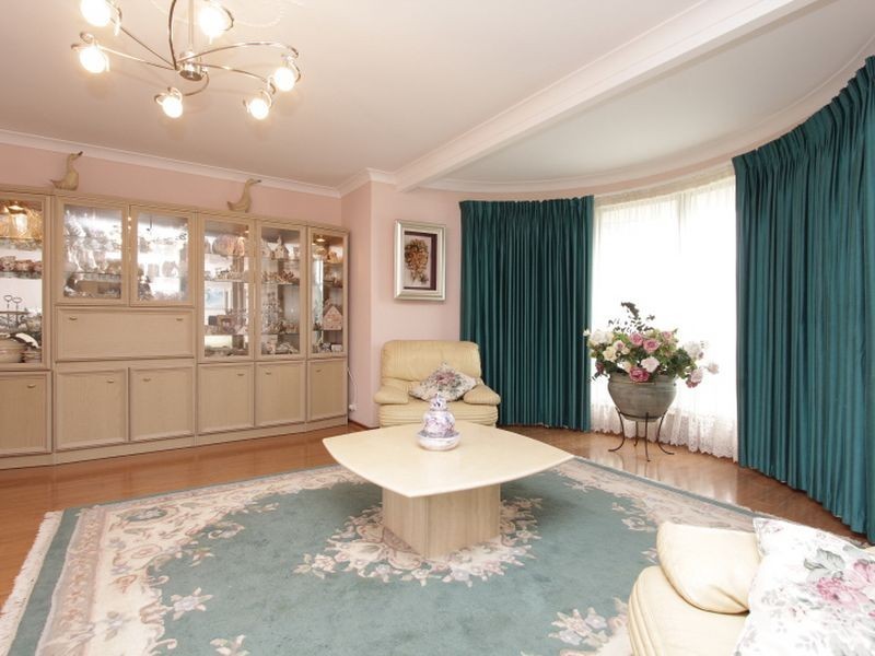 99 Jones Street, Stirling WA 6021