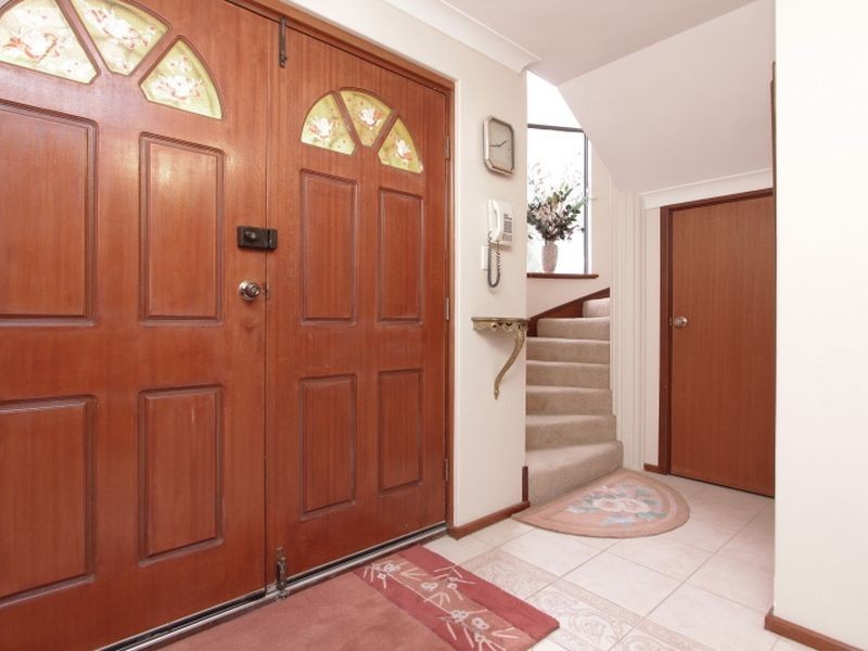 99 Jones Street, Stirling WA 6021