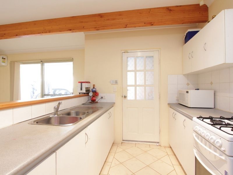 15 Boxley Place, Langford WA 6147
