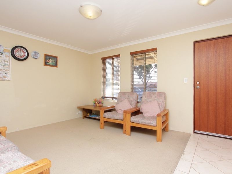 15 Boxley Place, Langford WA 6147