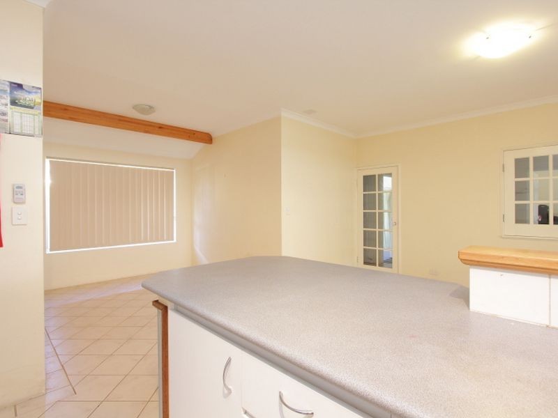 15 Boxley Place, Langford WA 6147