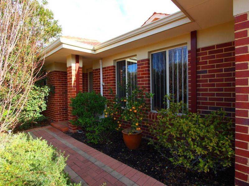 19B Raleigh Street, Carlisle WA 6101