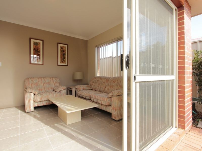 19B Raleigh Street, Carlisle WA 6101