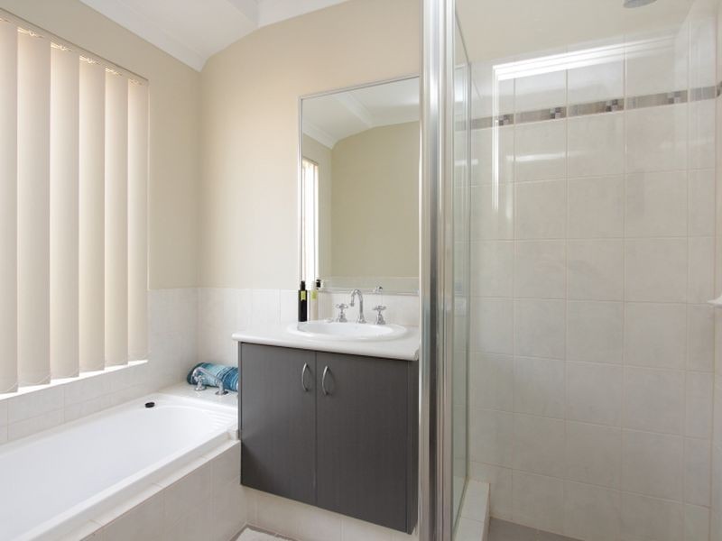 19B Raleigh Street, Carlisle WA 6101