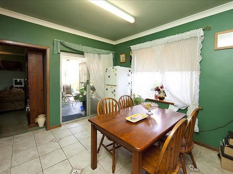 13 Garden Street, Cannington WA 6107