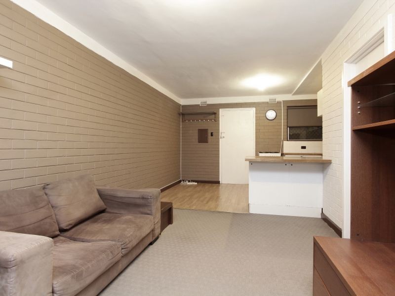 11/11 King George Street, Victoria Park WA 6100
