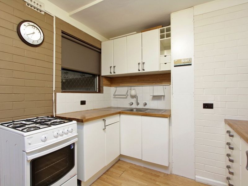 11/11 King George Street, Victoria Park WA 6100