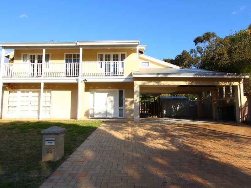 39 Jackson Road, Karawara WA 6152