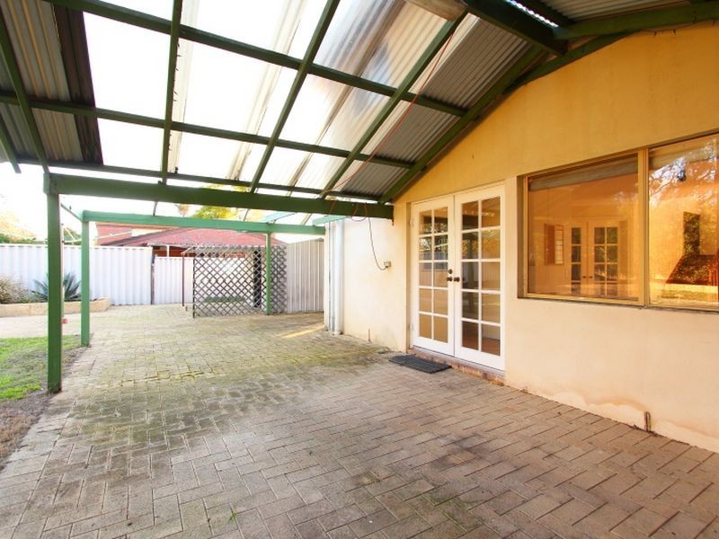 39 Jackson Road, Karawara WA 6152