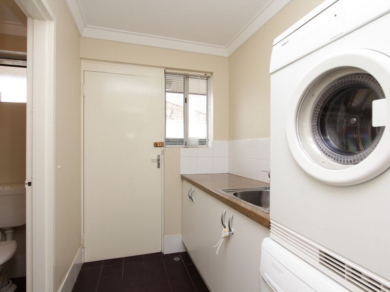 80B Raleigh Street, Carlisle WA 6101