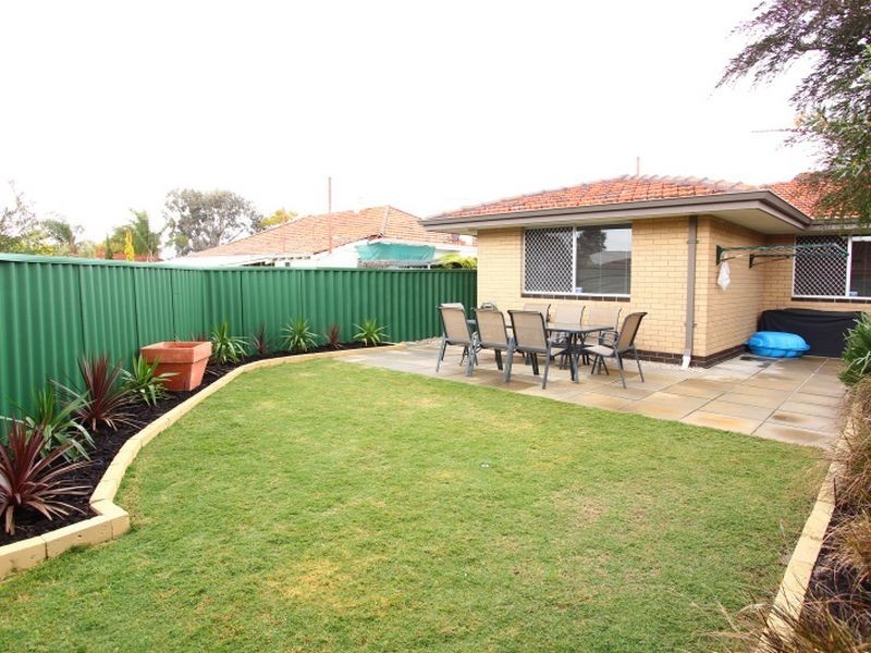 80B Raleigh Street, Carlisle WA 6101