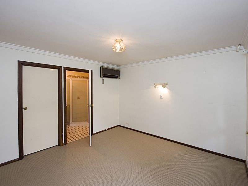 19 Lenhay Court, Willetton WA 6155