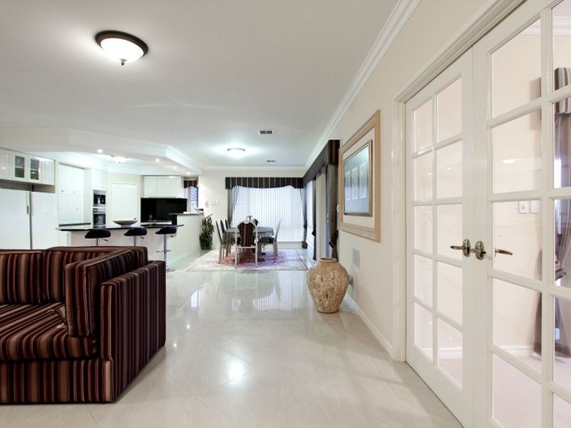 26 Fairbairn Road, Coogee WA 6166