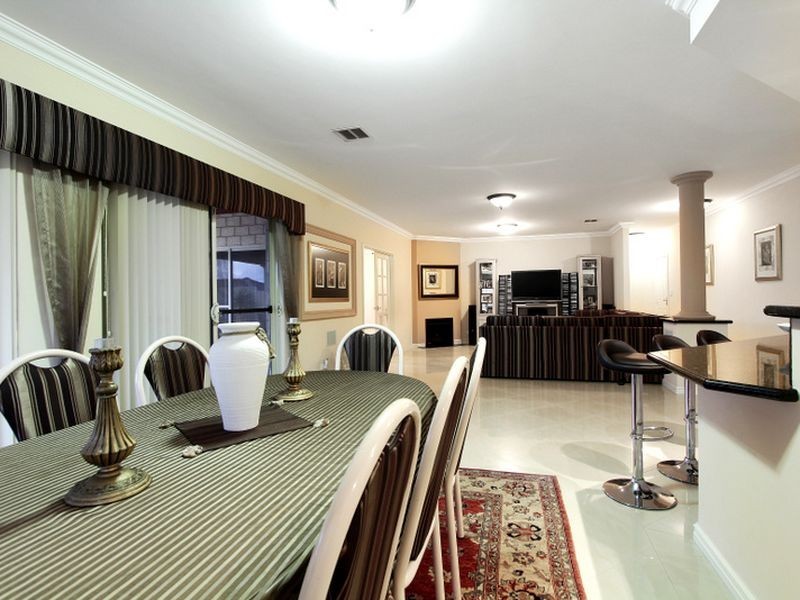 26 Fairbairn Road, Coogee WA 6166