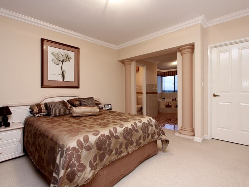 26 Fairbairn Road, Coogee WA 6166