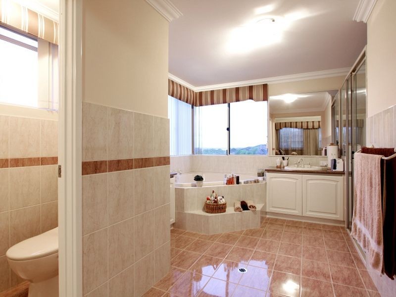 26 Fairbairn Road, Coogee WA 6166