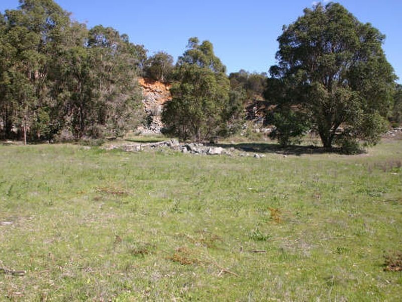 70 Barge Drive, Darling Downs WA 6122