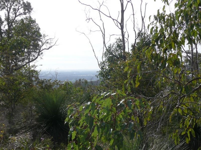 70 Barge Drive, Darling Downs WA 6122