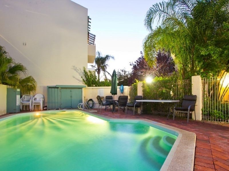 1/19 Delamere Avenue, South Perth WA 6151