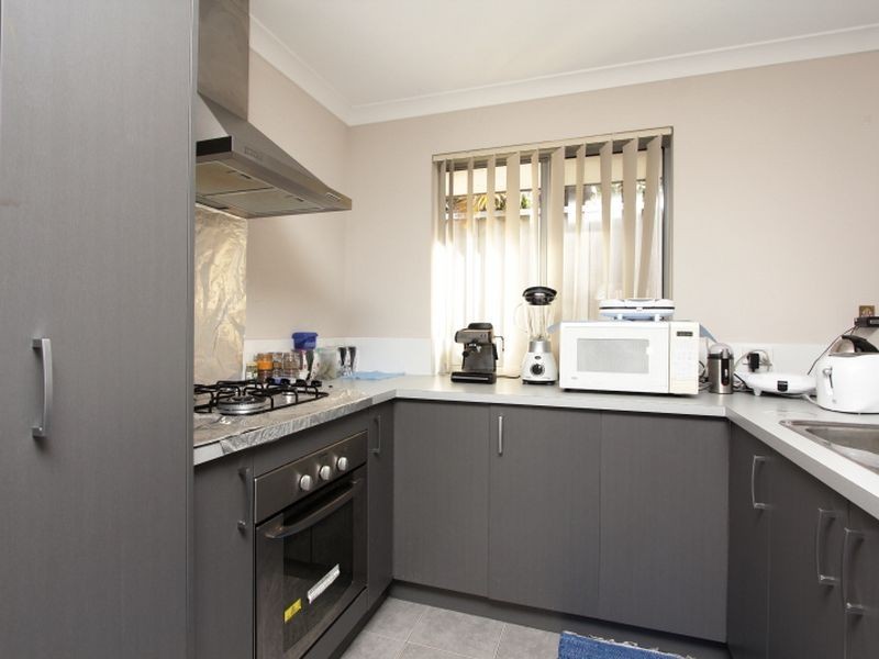 2/41 Mitchell Street, Bentley WA 6102