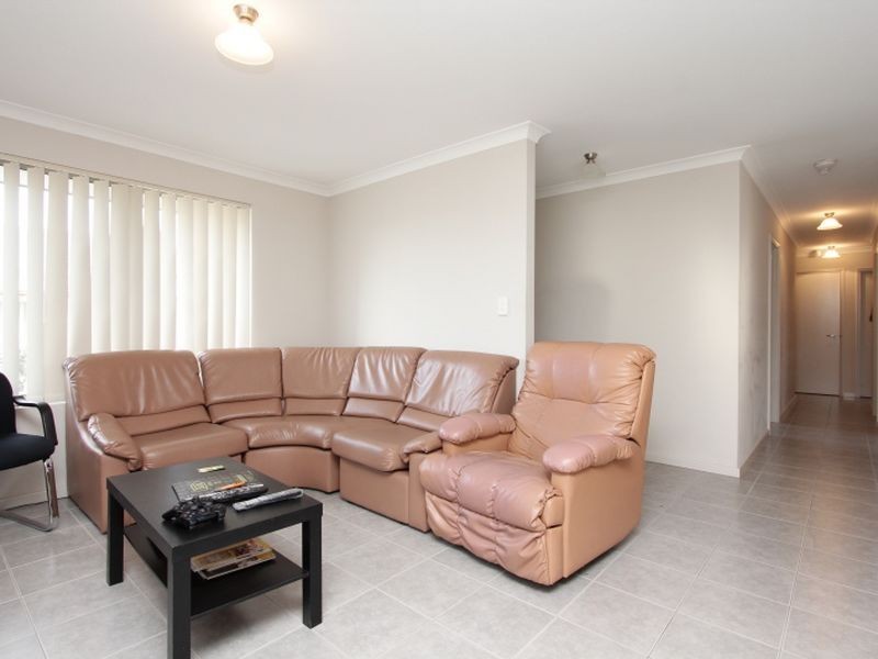 2/41 Mitchell Street, Bentley WA 6102