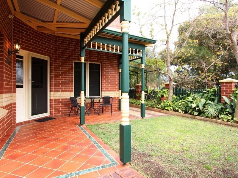 7 Washington Street, Victoria Park WA 6100