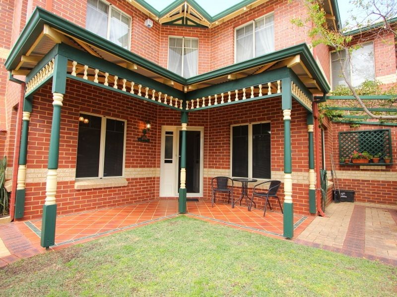 7 Washington Street, Victoria Park WA 6100