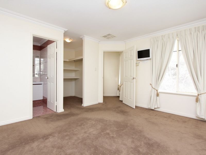 7 Washington Street, Victoria Park WA 6100