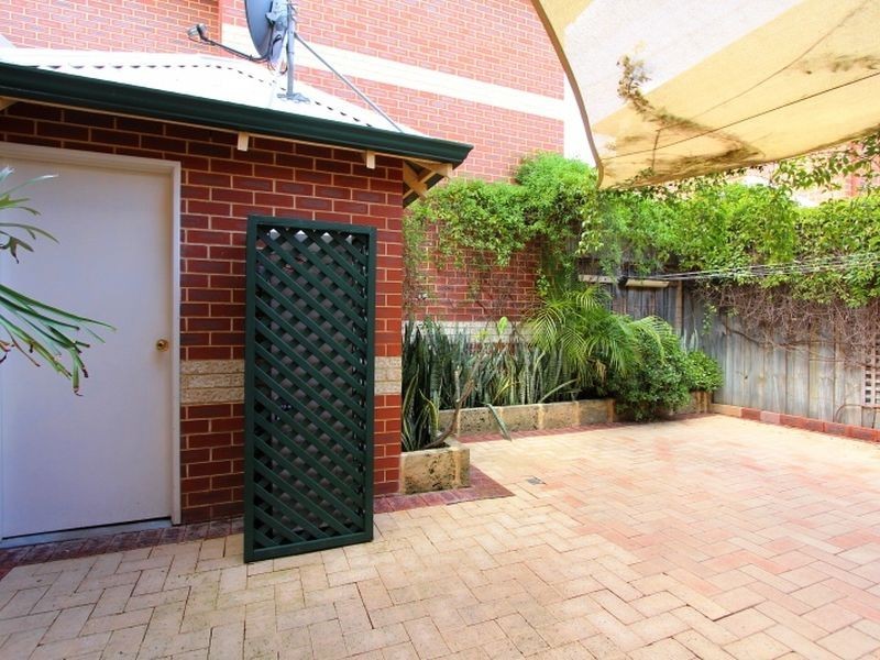 7 Washington Street, Victoria Park WA 6100