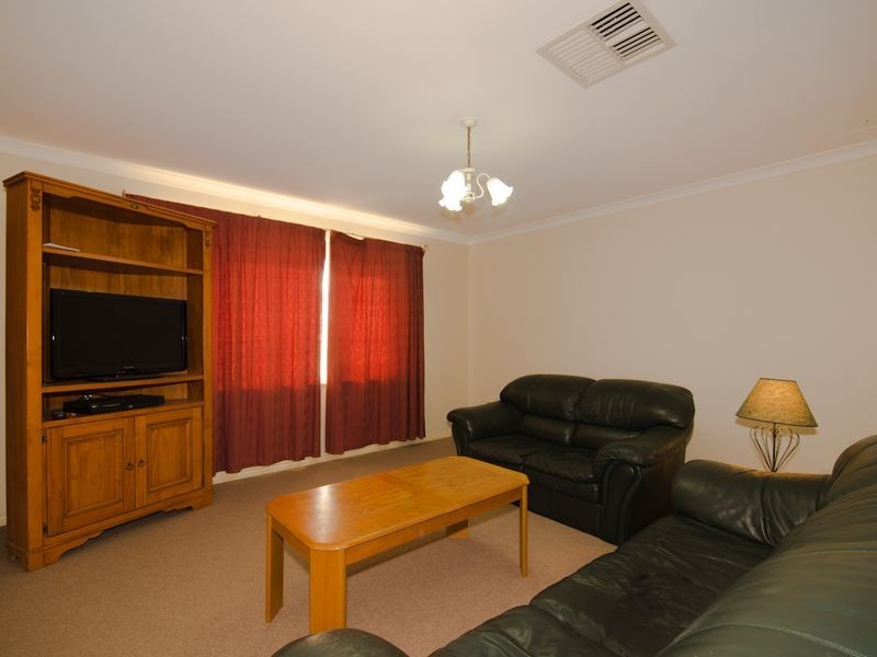 2 Gladstone Avenue, South Perth WA 6151