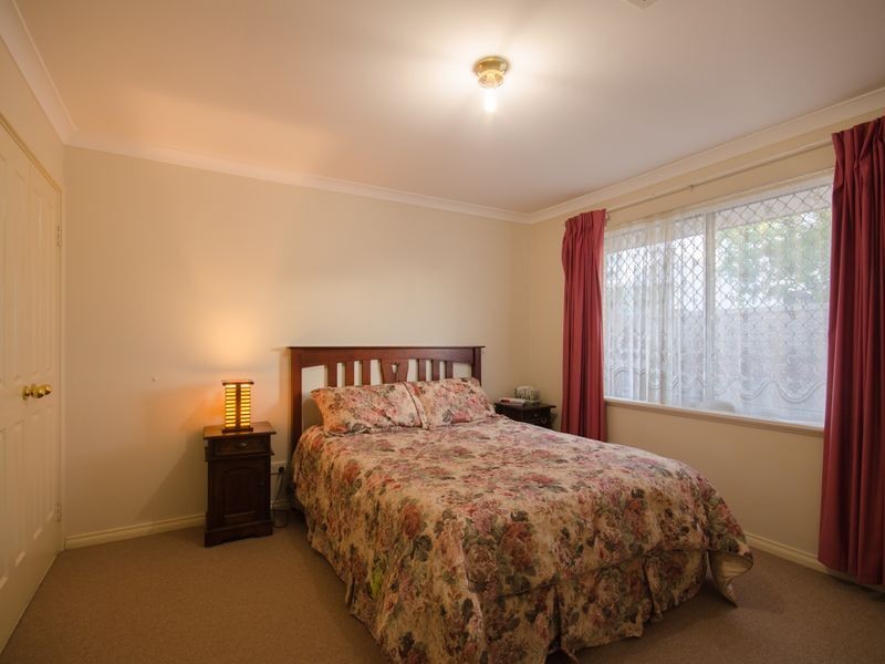 2 Gladstone Avenue, South Perth WA 6151