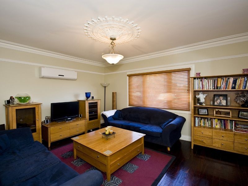 60 Milne Street, Bayswater WA 6053